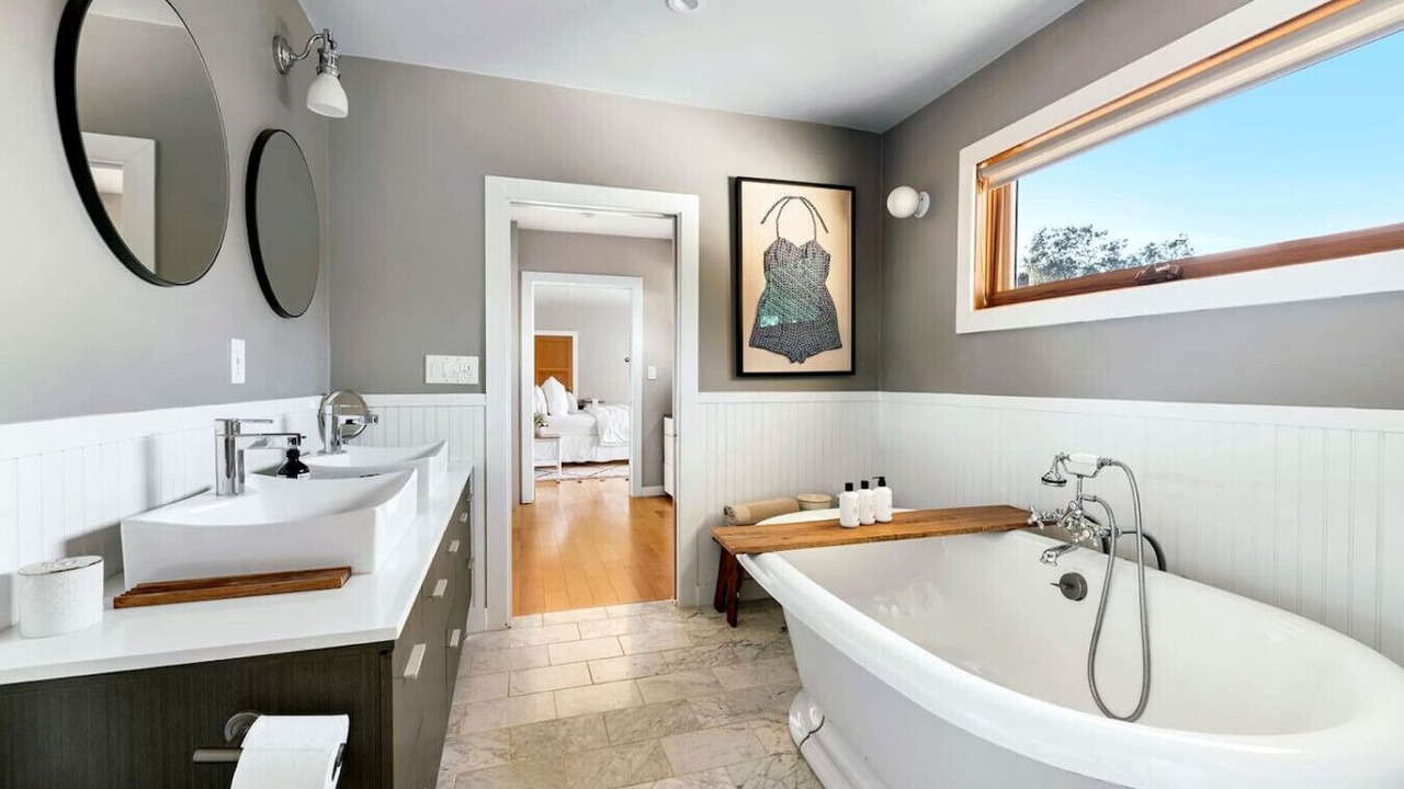 Photo of Bathroom in Topanga