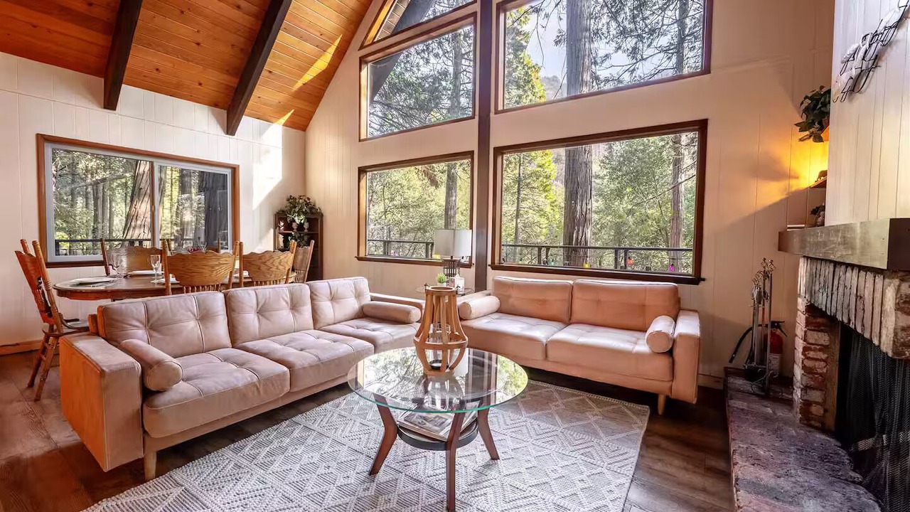 Photo of Livingroom in Camp Nelson