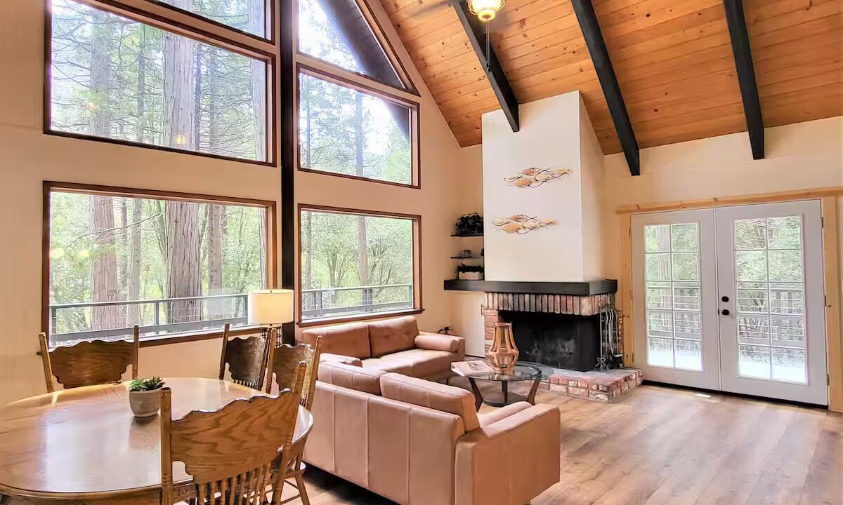 Photo of Livingroom in Camp Nelson