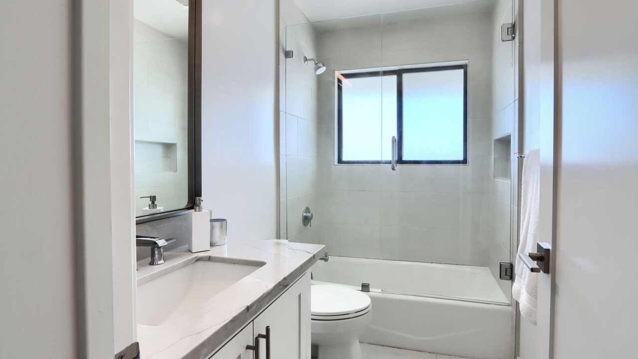 Photo of Bathroom in Mariposa