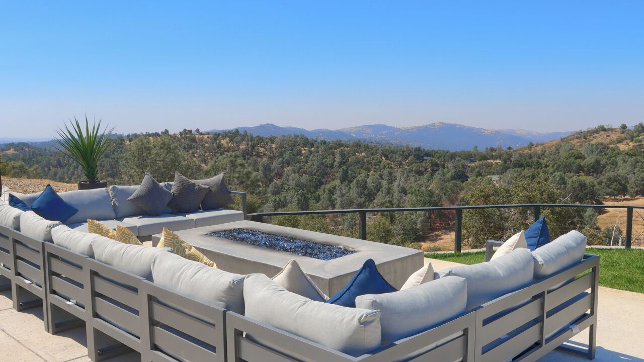 Photo of Patio Balcony in Mariposa