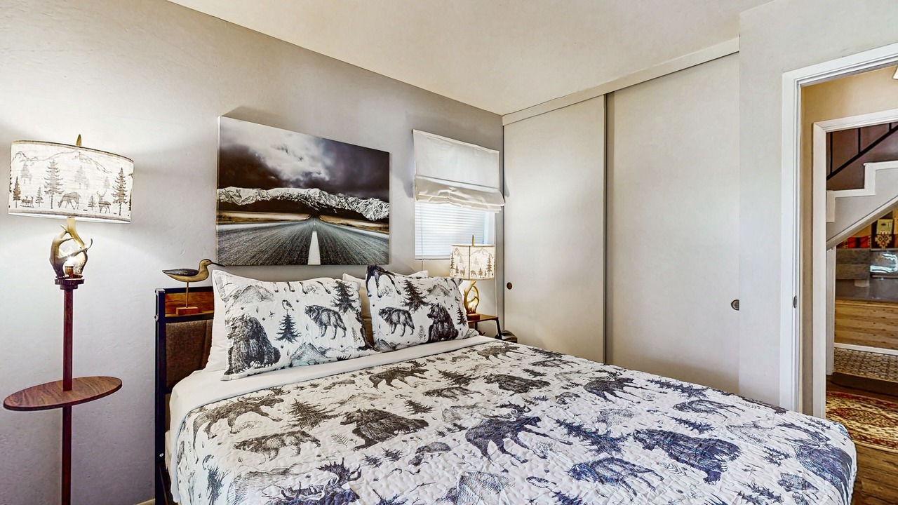 Photo of Bedroom in Arrowhead Villas