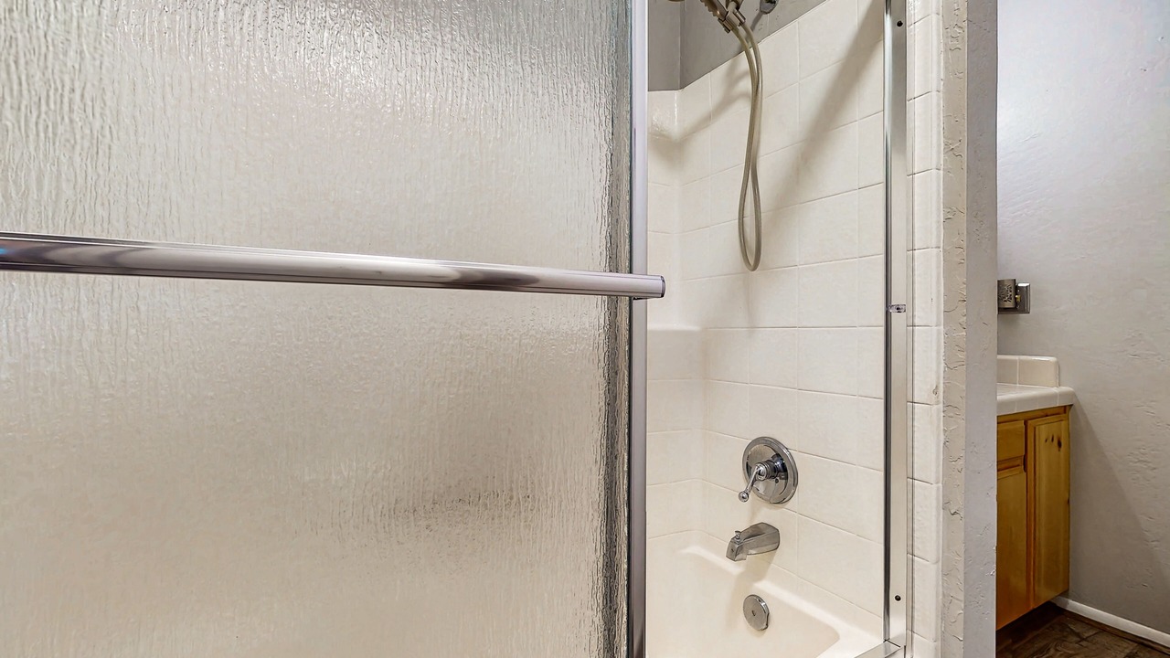 Photo of Bathroom in Arrowhead Villas