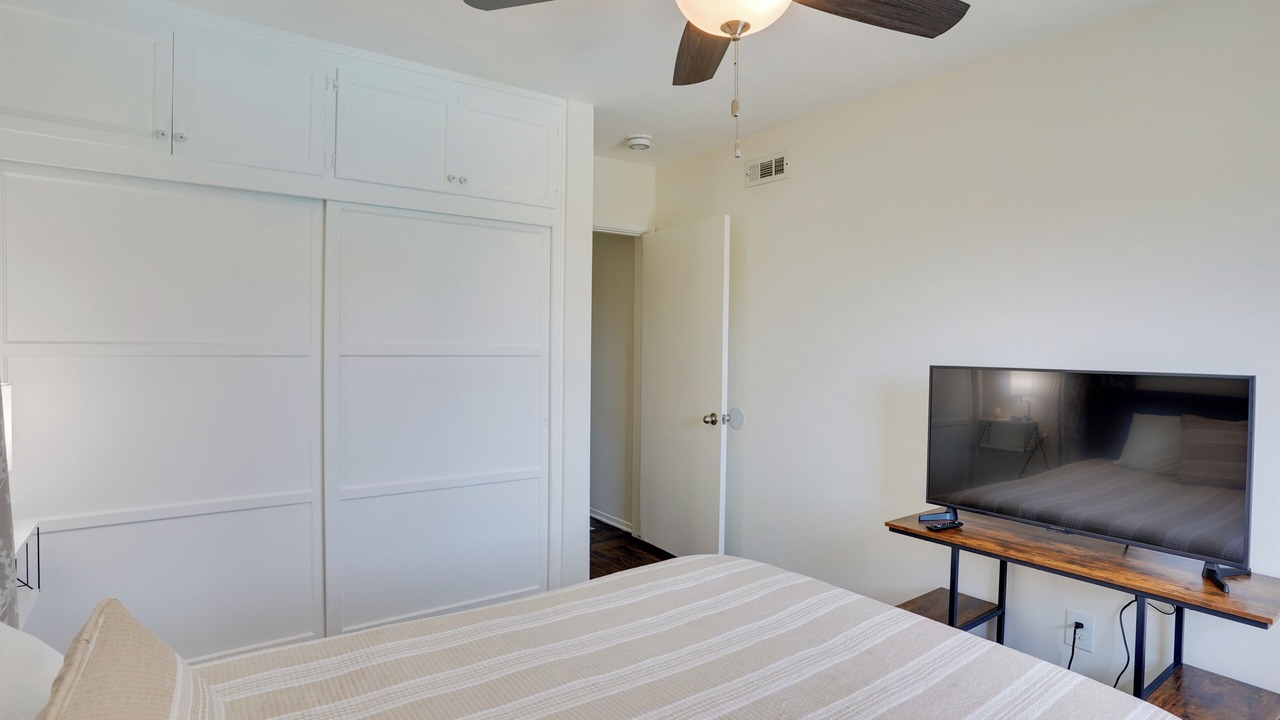 Photo of Bedroom in Inglewood
