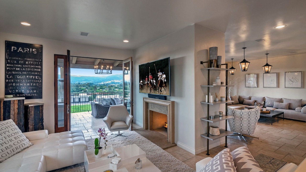Photo of Livingroom in Bel Air