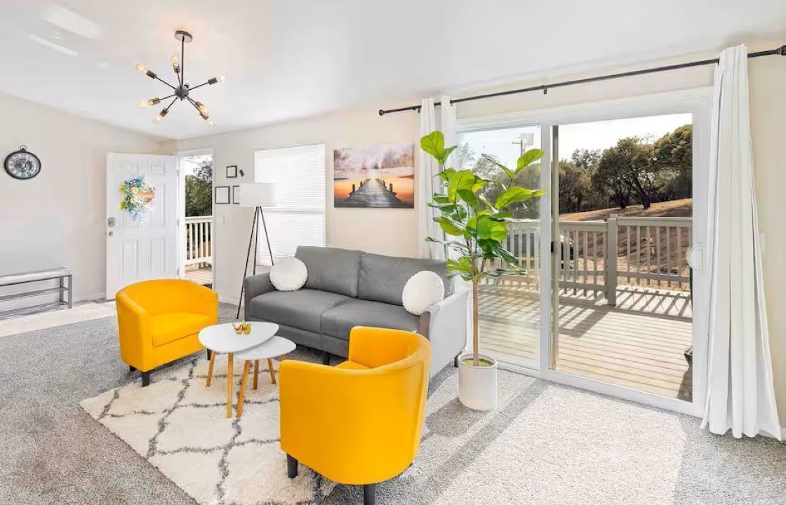 Photo of Livingroom in Mariposa