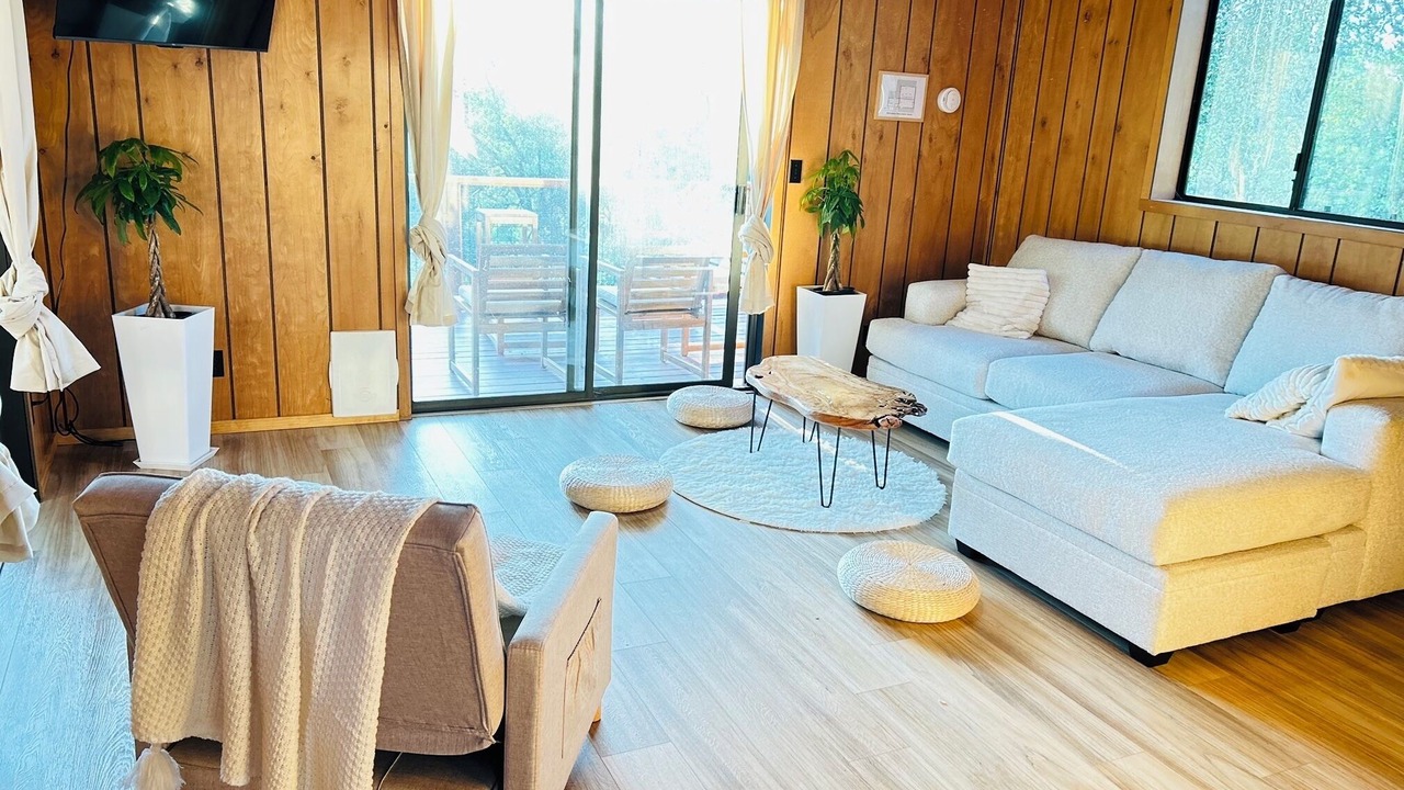 Photo of Livingroom in Midpines
