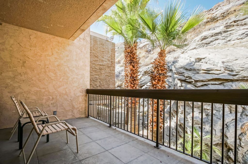 Photo of Patio Balcony in Historic Tennis Club