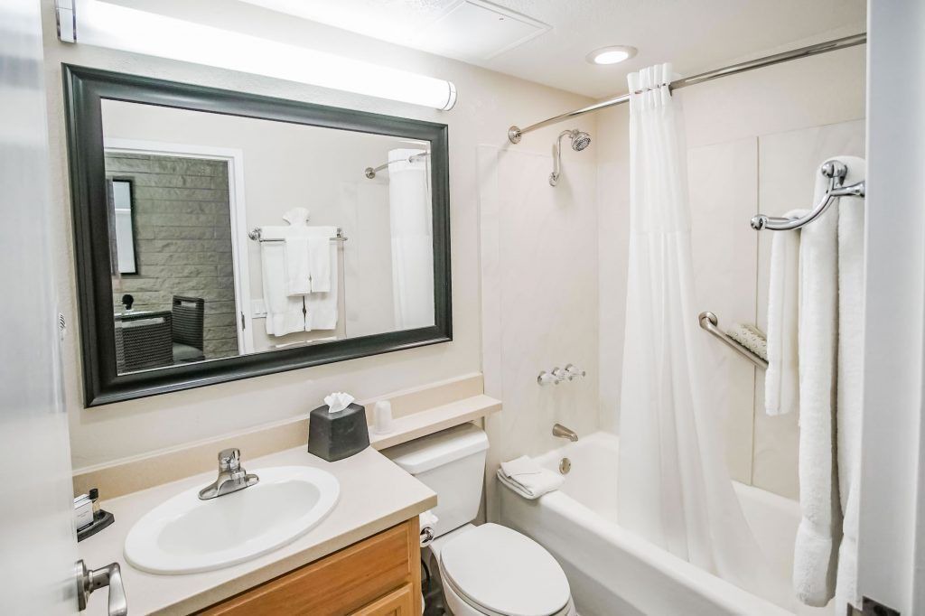 Photo of Bathroom in Historic Tennis Club