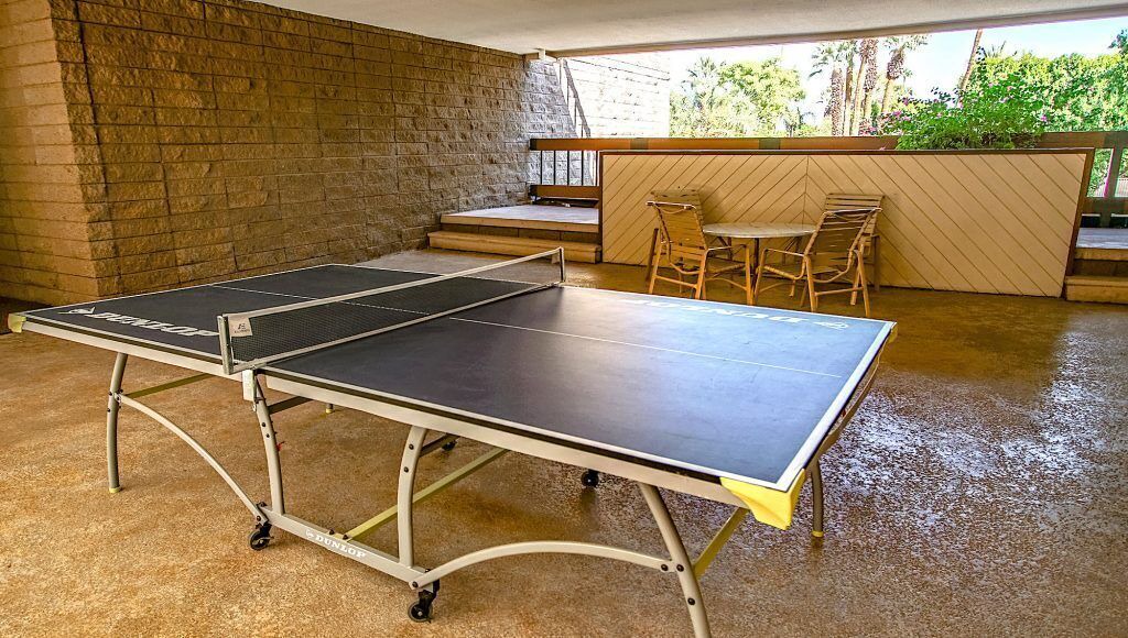 Photo of Patio Balcony in Historic Tennis Club