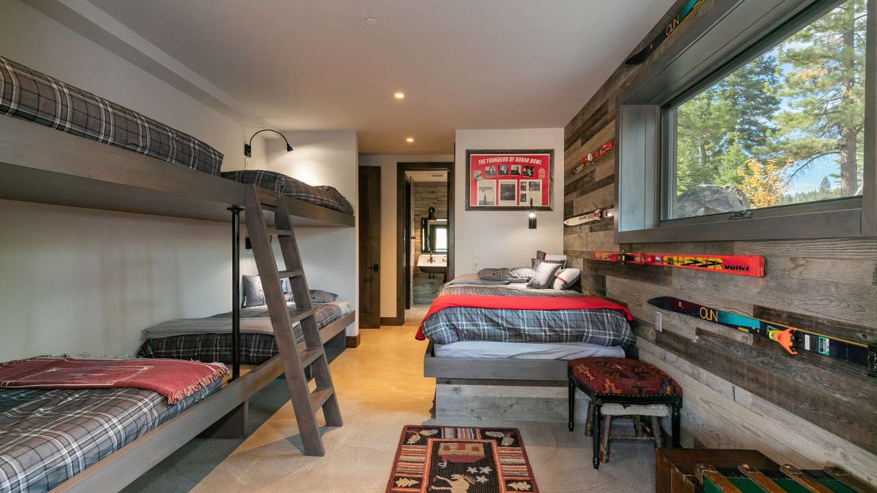 Photo of Bedroom in Ponderosa Palisades