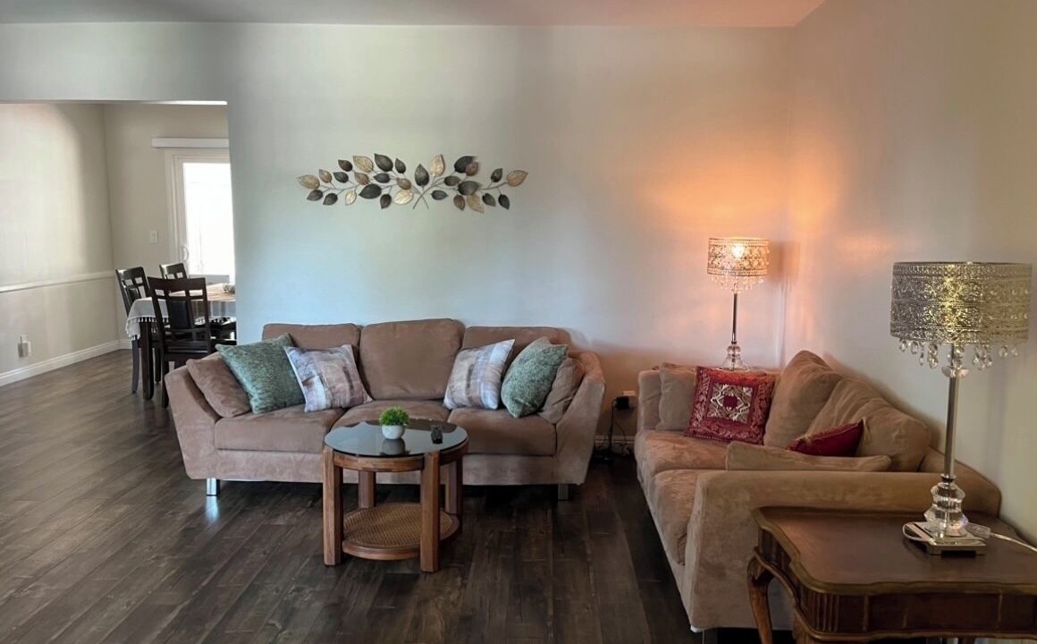 Photo of Livingroom in Northridge