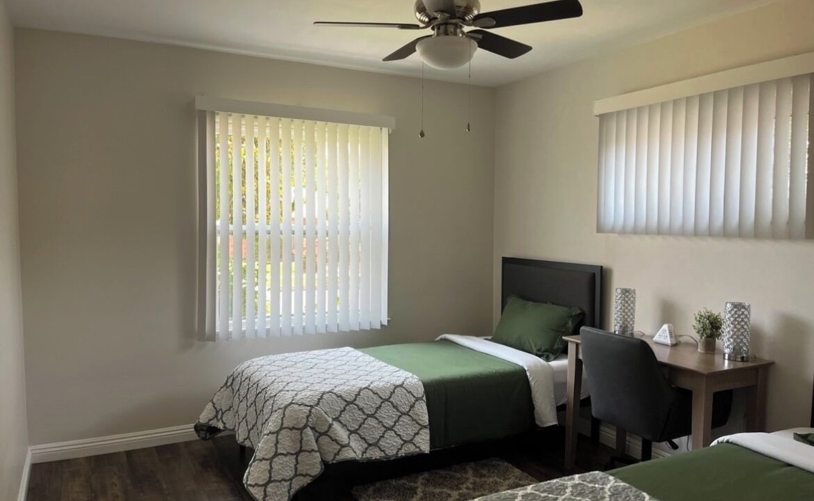 Photo of Bedroom in Northridge