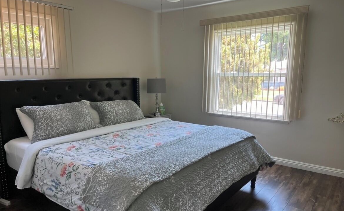 Photo of Bedroom in Northridge