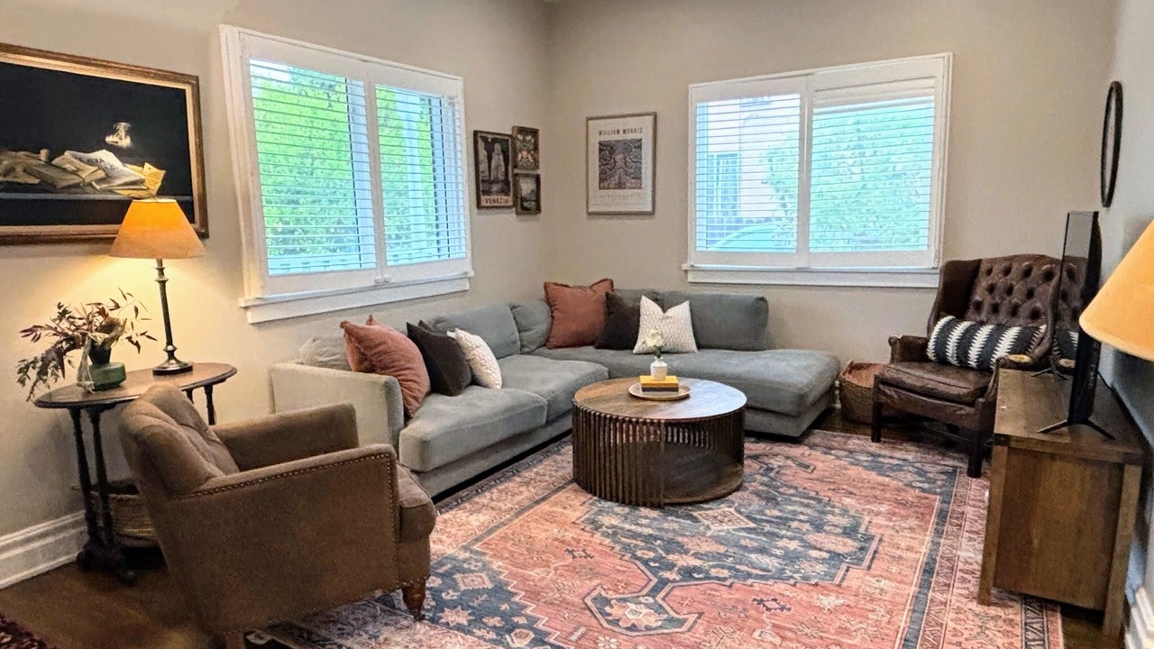 Photo of Livingroom in Sunset Junction