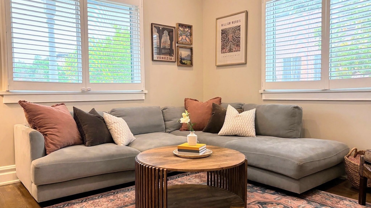Photo of Livingroom in Sunset Junction