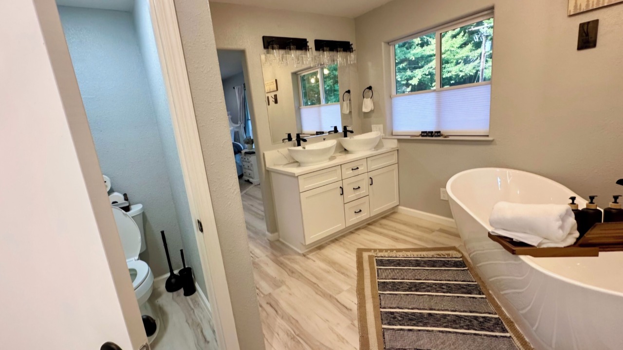 Photo of Bathroom in Fort Dick