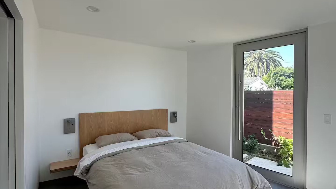 Photo of Bedroom in El Segundo