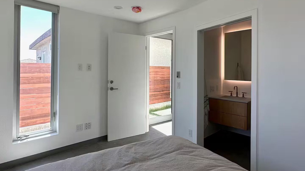 Photo of Bedroom in El Segundo