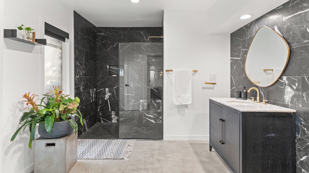 Photo of Bathroom in Northridge