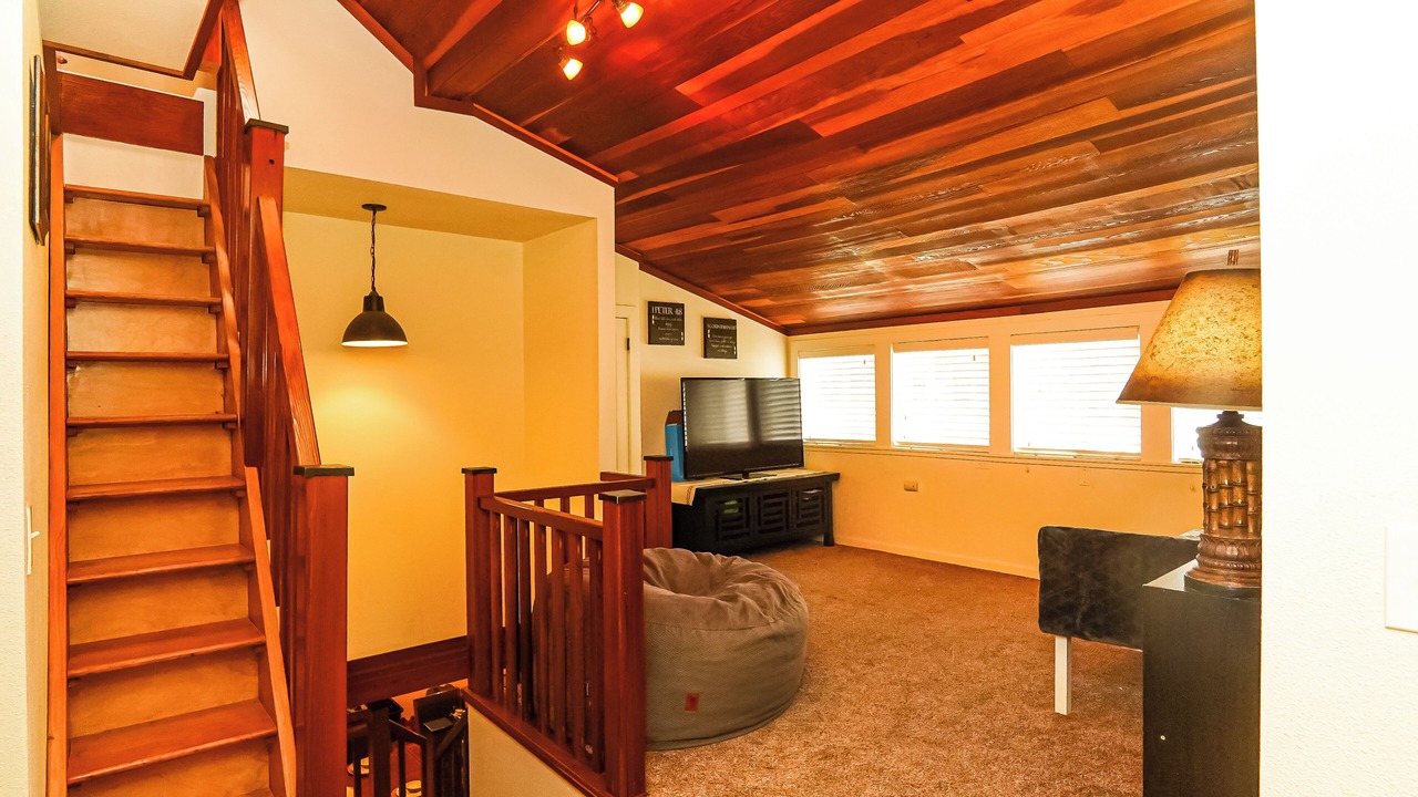 Photo of Livingroom in Smith River