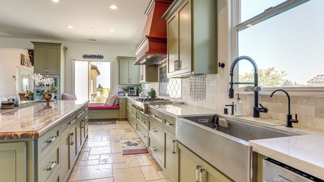 Photo of Kitchen in Acampo
