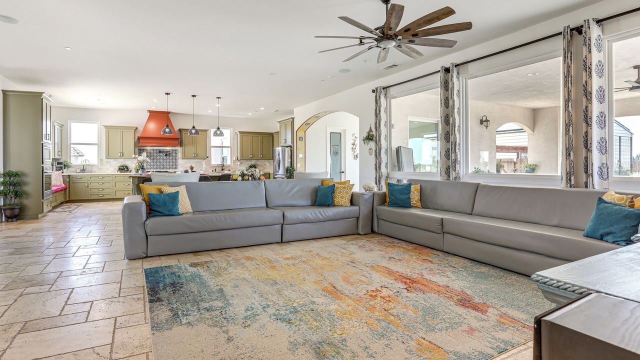 Photo of Livingroom in Acampo