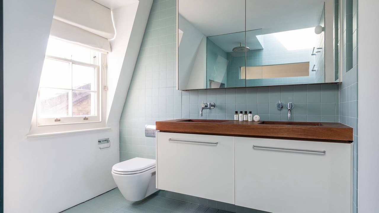 Photo of Bathroom in Camden Town with Primrose Hill