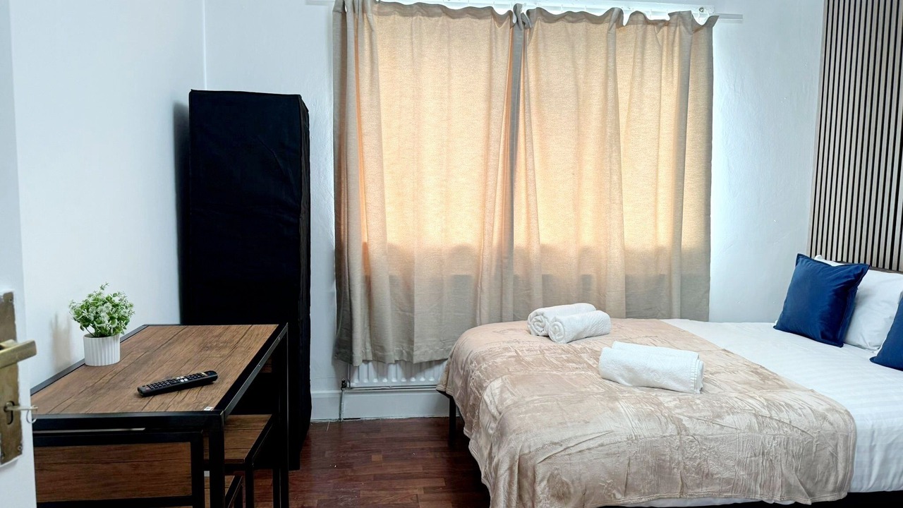 Photo of Bedroom in Dudden Hill