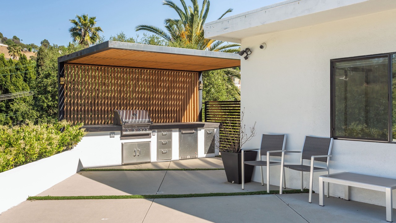 Photo of Patio Balcony in Studio City