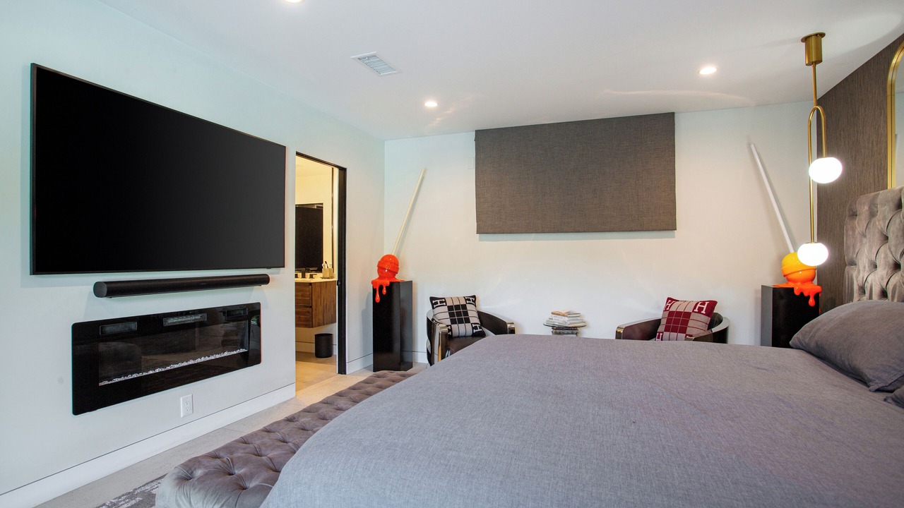 Photo of Bedroom in Studio City