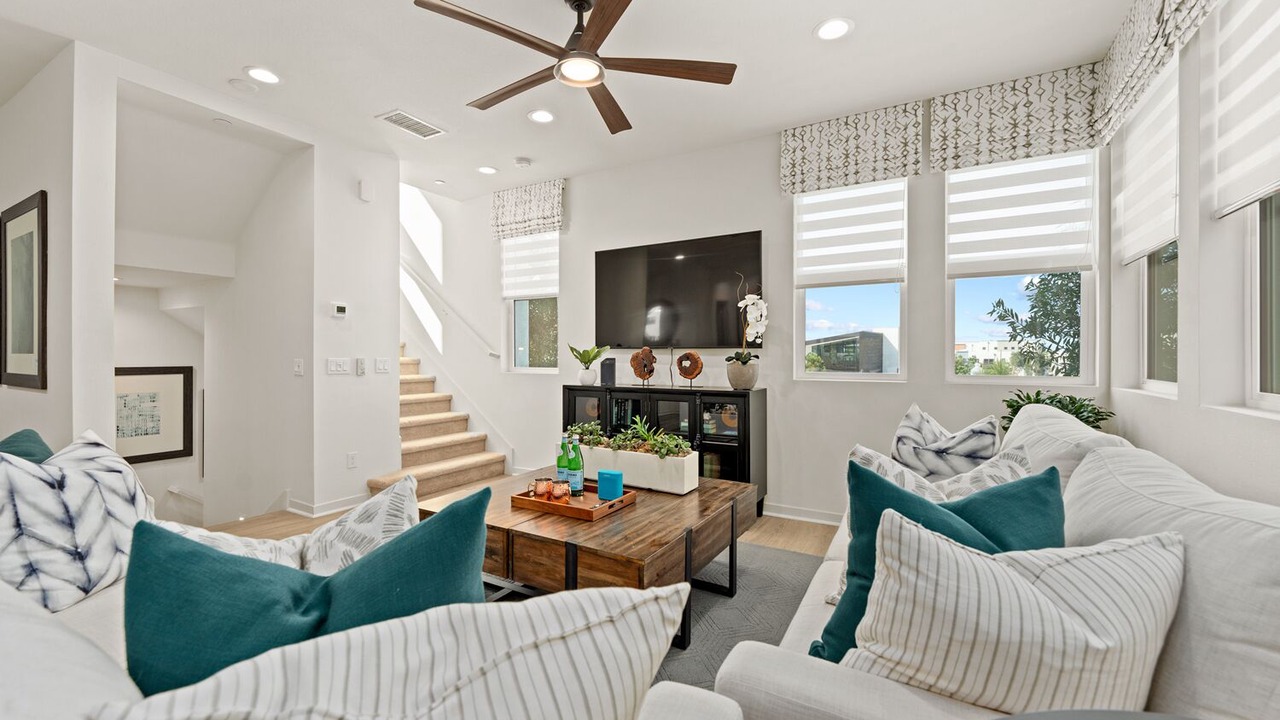 Photo of Livingroom in Irvine