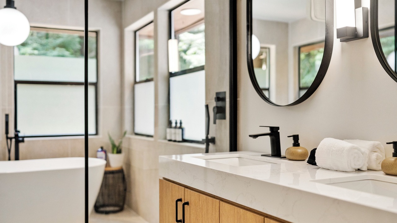 Photo of Bathroom in Crescent City