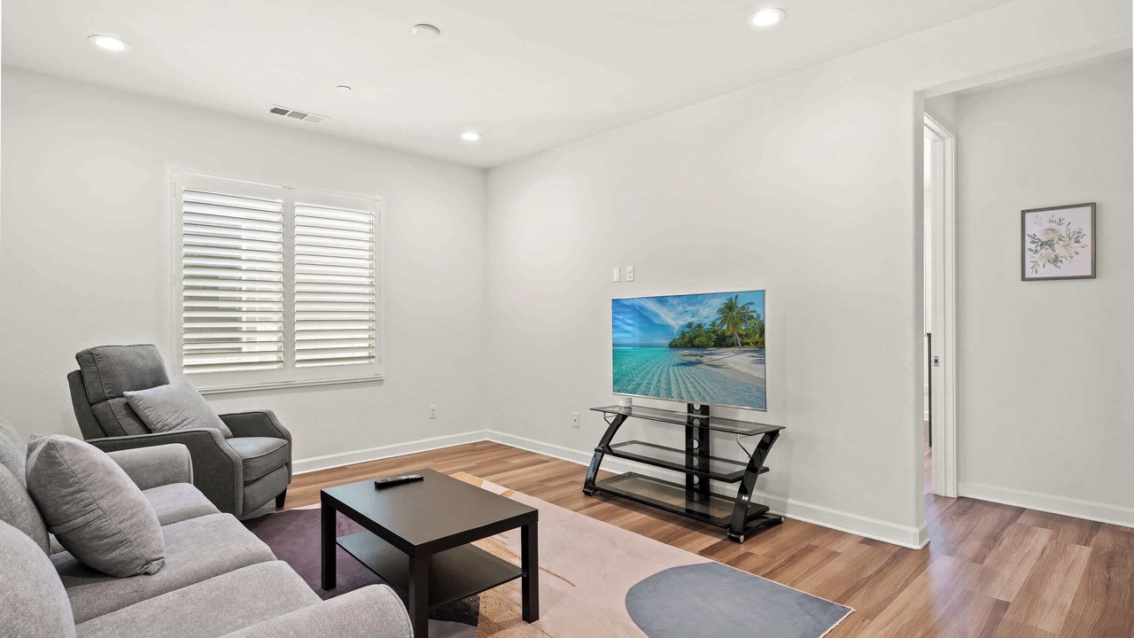 Photo of Livingroom in Chino