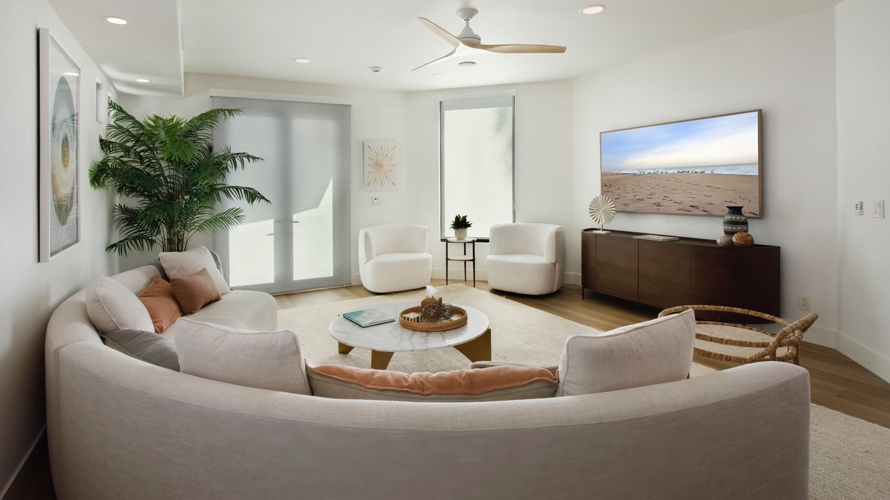 Photo of Livingroom in Huntington Beach