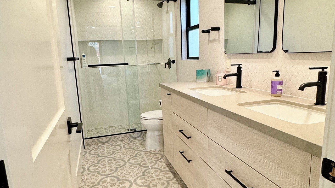 Photo of Bathroom in Huntington Beach