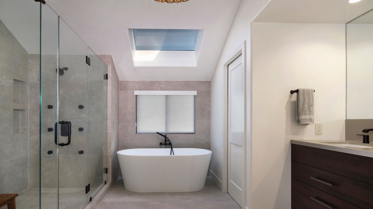 Photo of Bathroom in Huntington Beach