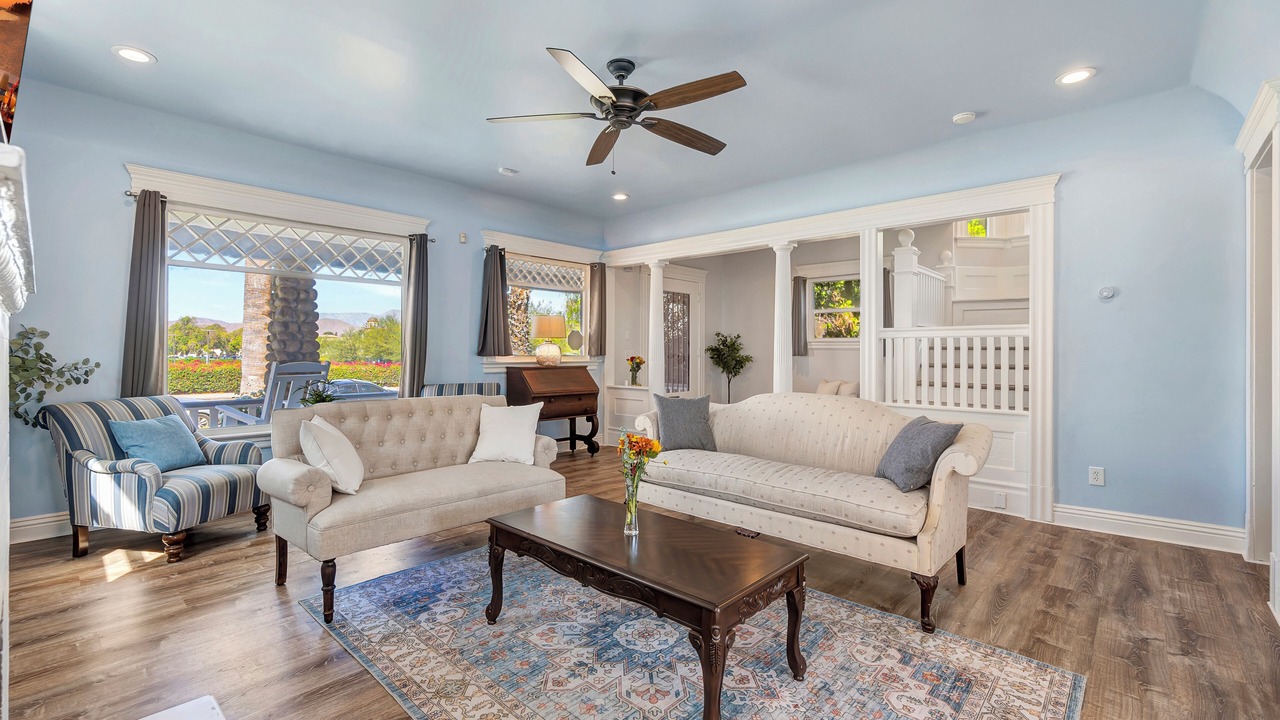 Photo of Livingroom in Downtown Riverside