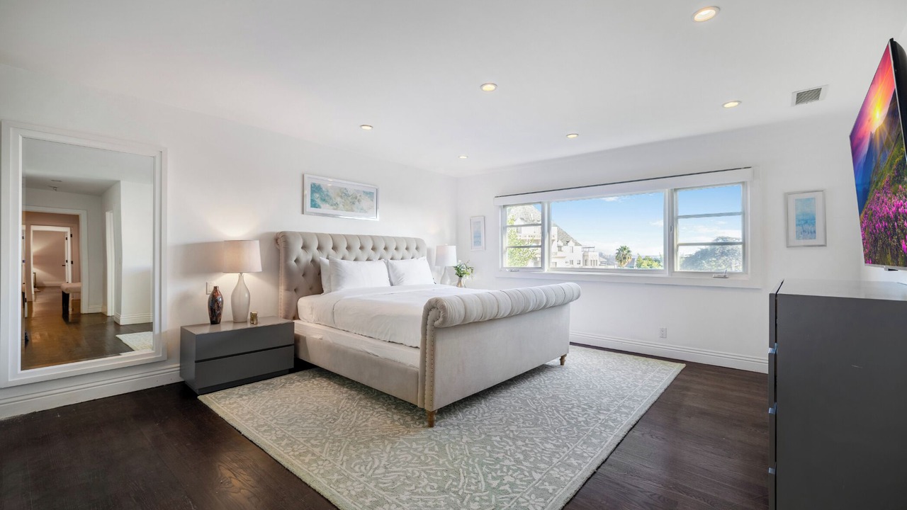 Photo of Bedroom in Hollywood Hills West