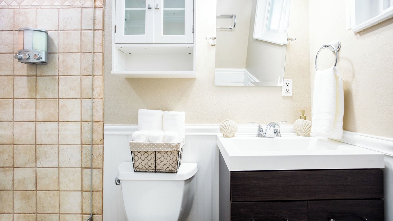 Photo of Bathroom in Anaheim Resort