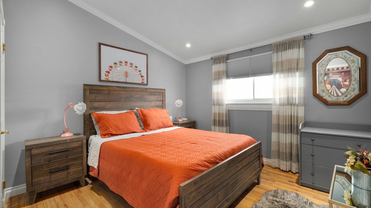 Photo of Bedroom in Anaheim Resort