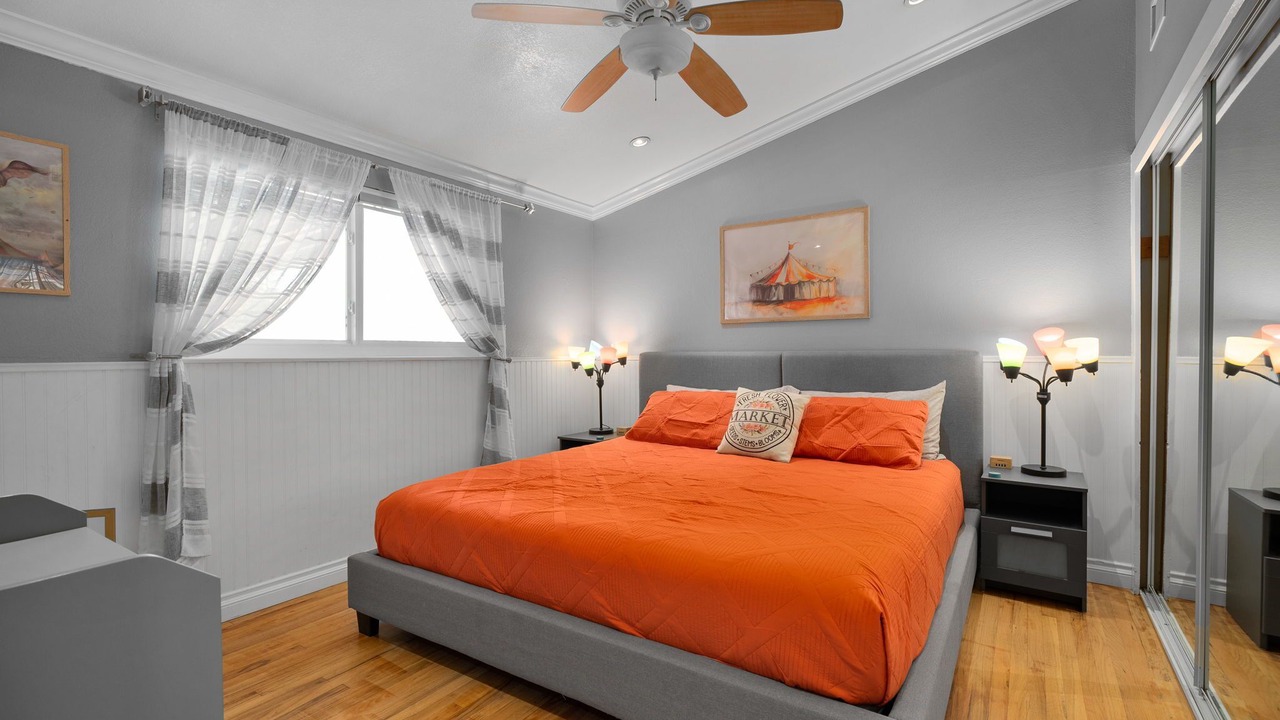 Photo of Bedroom in Anaheim Resort