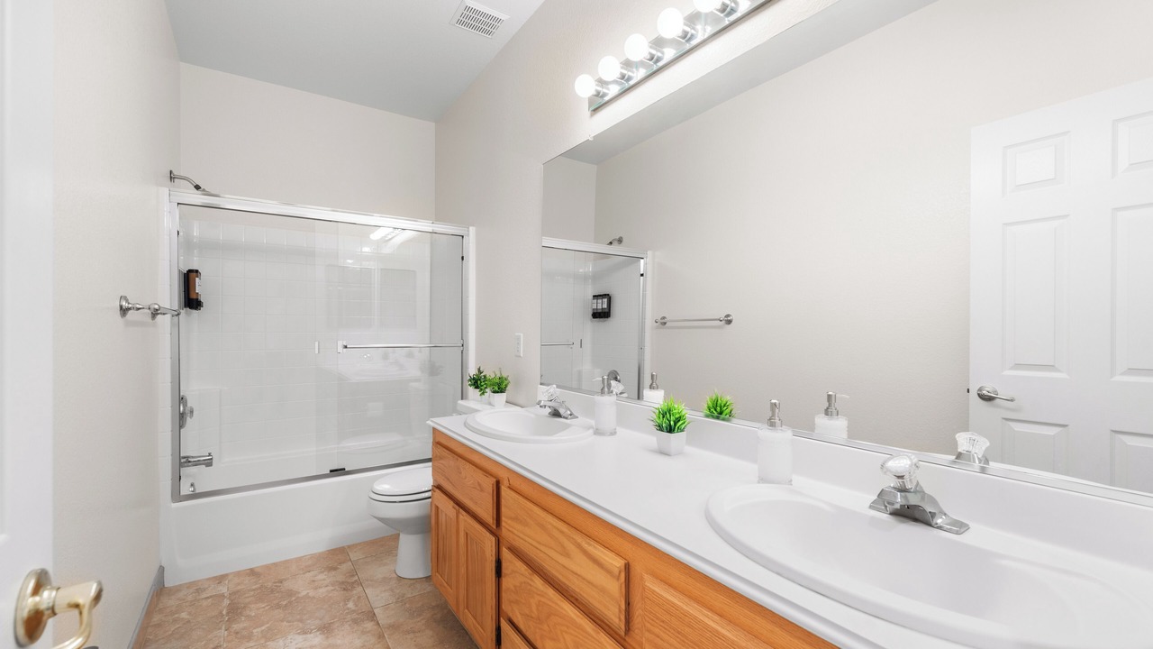 Photo of Bathroom in Palmdale