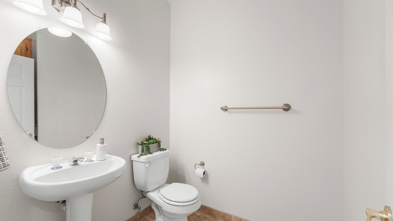 Photo of Bathroom in Palmdale