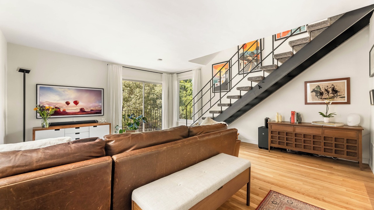 Photo of Bedroom in Hollywood Hills