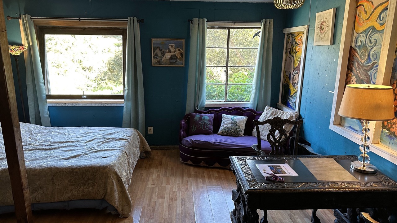 Photo of Bedroom in Topanga