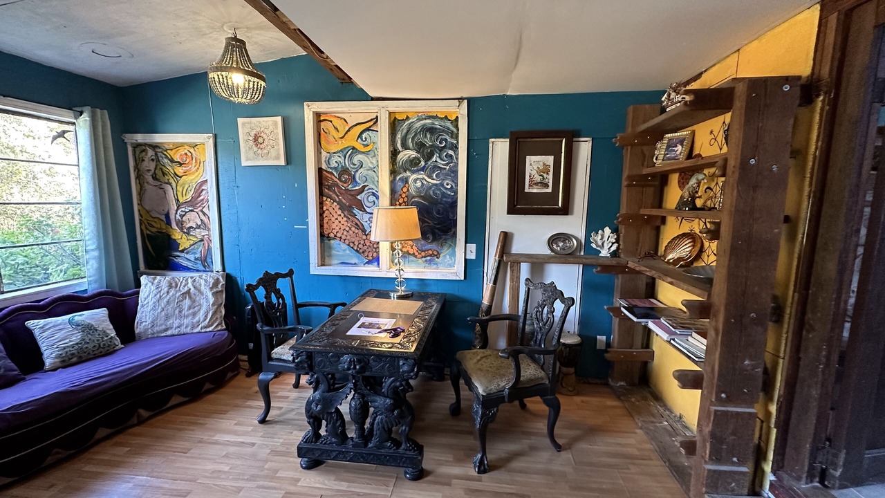 Photo of Livingroom in Topanga
