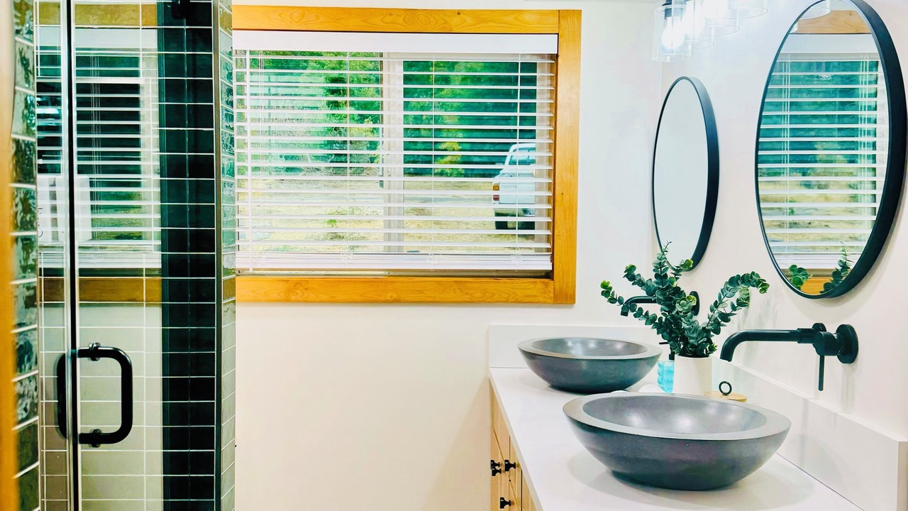 Photo of Bathroom in Oakhurst