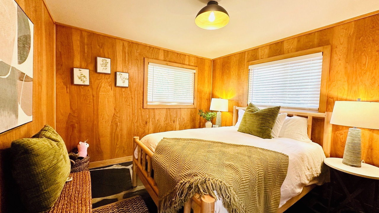 Photo of Bedroom in Oakhurst