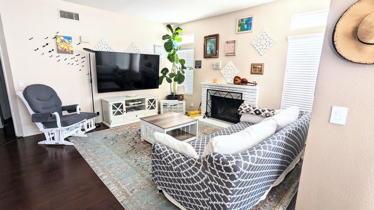 Photo of Livingroom in Riverside